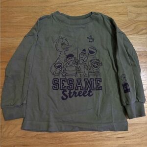 GAP toddler sesame street shirt